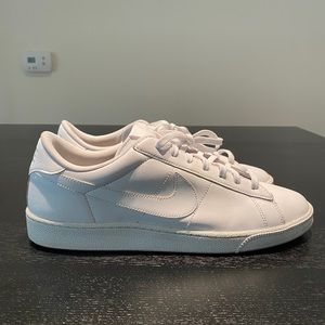 Nike Tennis Classic Flyleather